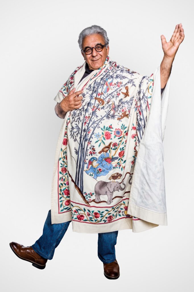 Rafiq-Kathwari-Family-Crewels